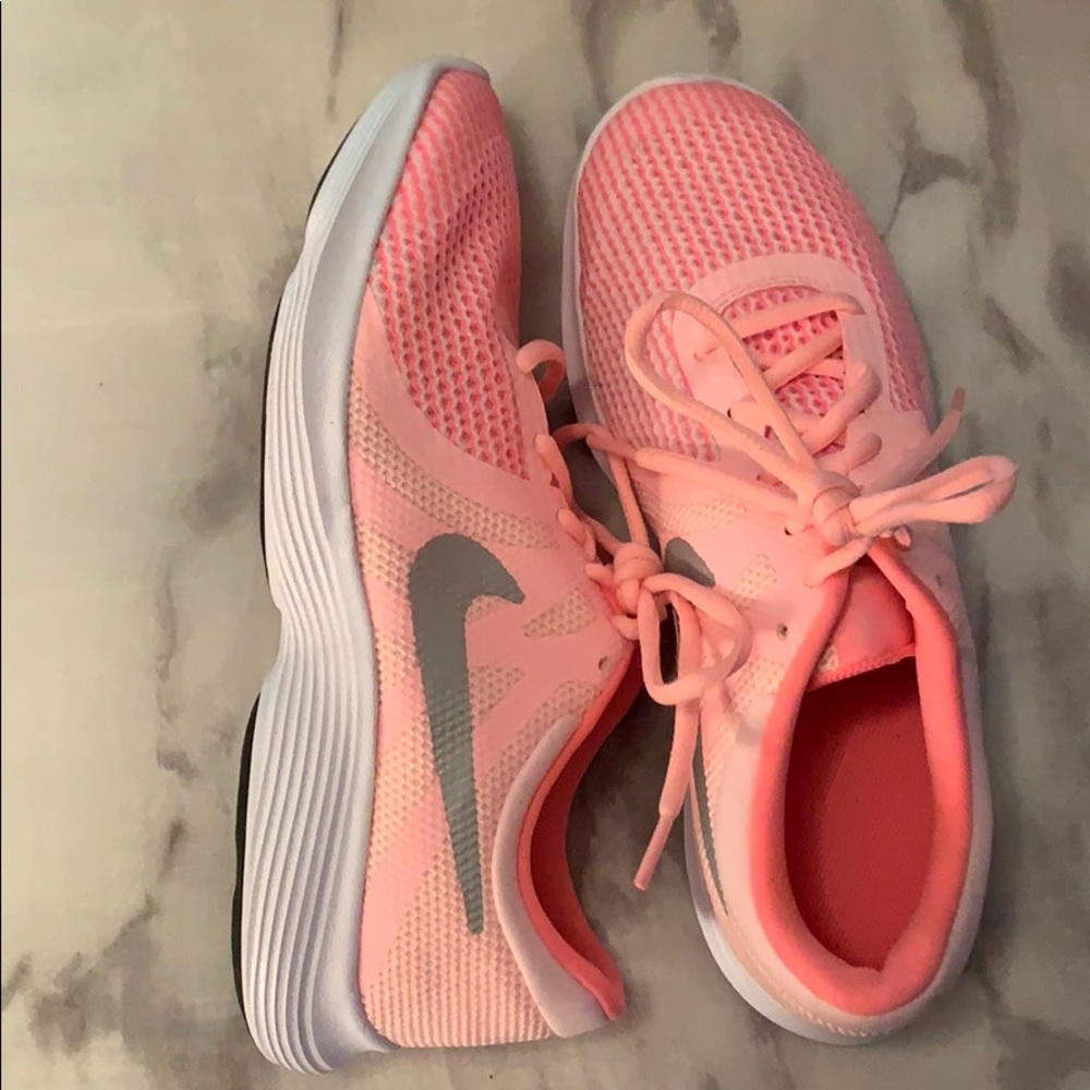 Nike Women’s Pink Running Shoes